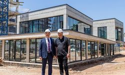 Yenişehir Belediyesi Mersin’e kent kütüphanesi ve oyuncak müzesi kazandırıyor