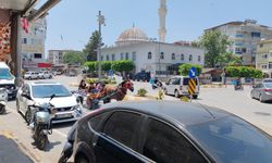 Erzin Cumhuriyet Meydanında yasak takan yok…