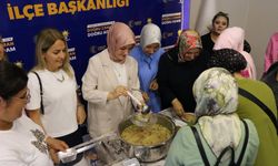AK Parti Kadın Kolları'ndan Aşure Etkinliği