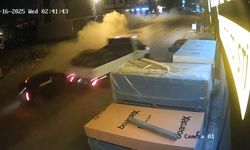 Hatay'da Otomobil ile Kamyonet Çarpıştı...