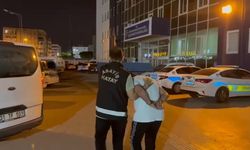 Polis aranan şahsı İskenderun'da yakaladı...
