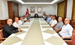 İskenderunlu muhtarlardan Vali Demiryürek’e ziyaret