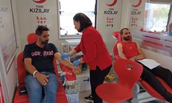 İskenderun’da Mobil Kan Bağışı TIR’ına Yoğun İlgi
