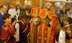 İskenderun’da iki kilisede Noel ayini coşkusu…