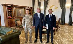 Kaymakamdan Güneş ve Açık’a Başarı Belgesi