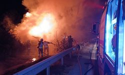 Otobanda Angus Yüklü TIR Yandı: 2 Ölü