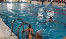 Engelli Bireyler Kulaç Attı