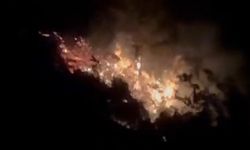 Hatay'da rüzgar uçurdu, devirdi!