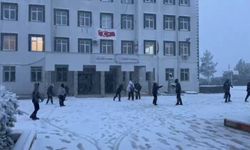 İskenderun dahil birçok ilçede okullar 1 gün tatil edildi