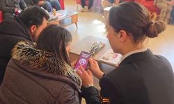 Jandarma, Görme Engelli Vatandaşlara KADES’i Tanıttı