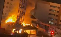 5 Temmuz Caddesinde İşyeri Yanıyor