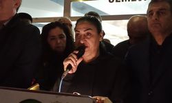 Depremzede Anne Güden, O anları yeniden yaşadı…