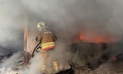 Boş Binada Çıkan Yangın Korkuttu!