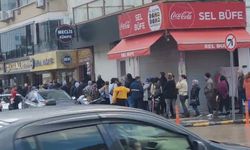 Ramazan Yardımı Kuyruğu İskenderun’da Uzadı