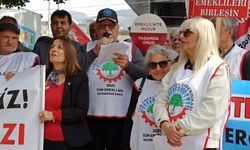 İskenderun’da Emeklilerden “Geçinemiyoruz” Tepkisi