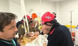 Göğsüne Demir Saplandı