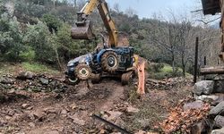 Amanoslar’da Traktör Şarampole Yuvarlandı