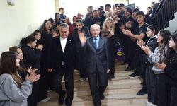 Emekli olan 40 Yıllık Eğitimciye sürpriz veda töreni…