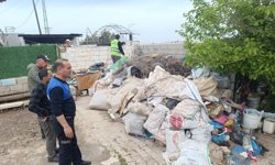 Evden  10 ton çöp çıktı