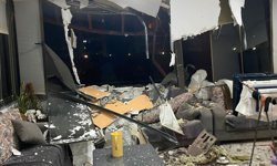 İskenderun’da Şiddetli Fırtına Hayatı Felç Etti...