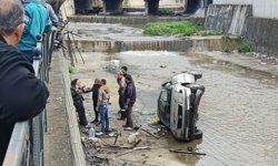 İskenderun’da Otomobil Feyezan Kanalına Uçtu…