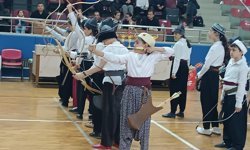 Genç Okçular 23 Nisan İçin Hedefi Vurdu