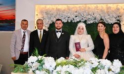 Raife ile Özcan Dünya Evine Girdi
