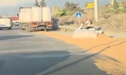 Buğday Yüklü Tırdan Çuvallar Yola Saçıldı!