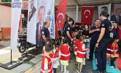 Çocuklara İtfaiye ve Görevlerini Anlattılar