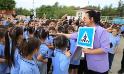 İskenderun’da Miniklere Uygulamalı Trafik Eğitimi