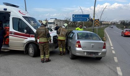 İskenderun Arsuz Kavşağında Trafik Kazası...