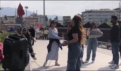 İskenderun İskelesinde karaoke sürprizi…
