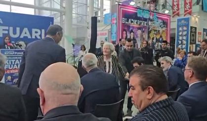 Kutlu, Başkentte Fuarın ‘Onur Yazarı’ oldu