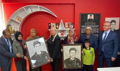 Kitap Geliriyle, Şehit Adına Kütüphane Açıldı