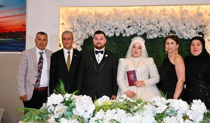 Raife ile Özcan Dünya Evine Girdi