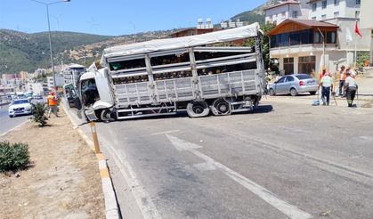 Freni Tutmayan Kavun Yüklü Kamyon Korkuttu!