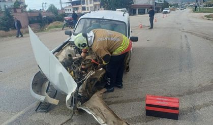 Hassa’da İki Aracın Karıştığı Korkutan Kaza