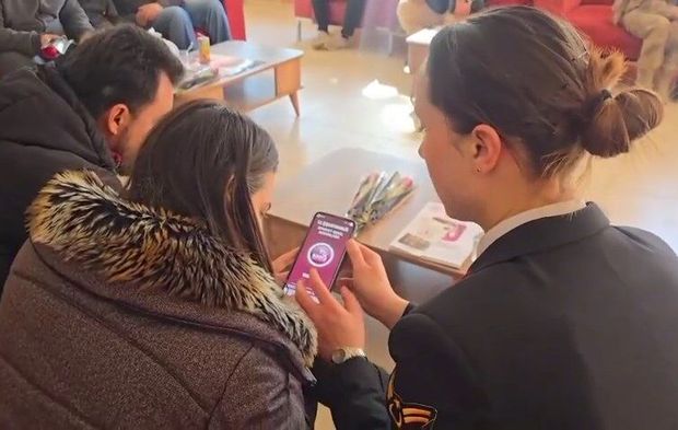 Jandarma, Görme Engelli Vatandaşlara KADES’i Tanıttı