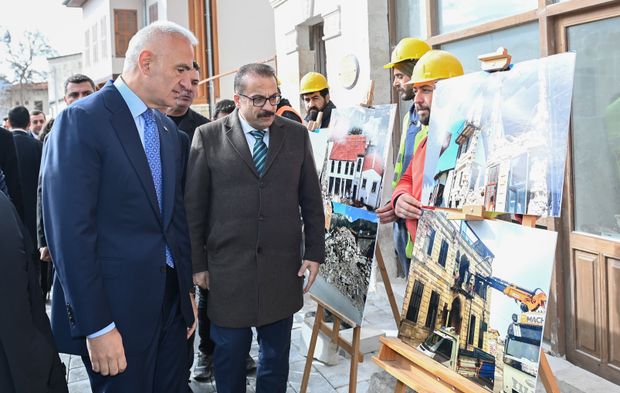Bakan Ersoy Hatay’da İncelemelerde Bulundu