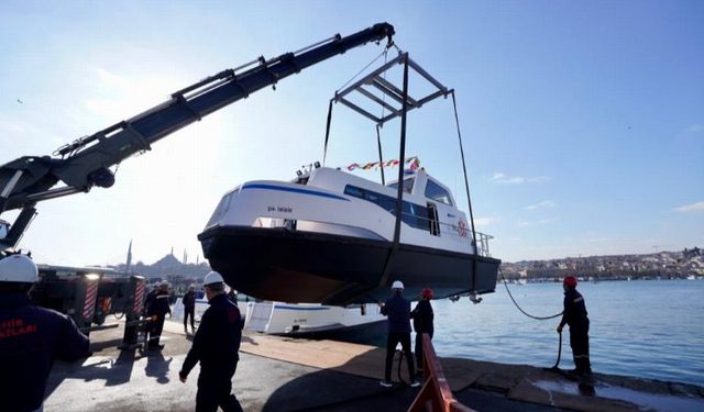 Elektrikli deniz taksileri işbaşında