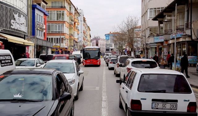 Düz vitesli araç sayısı arttı