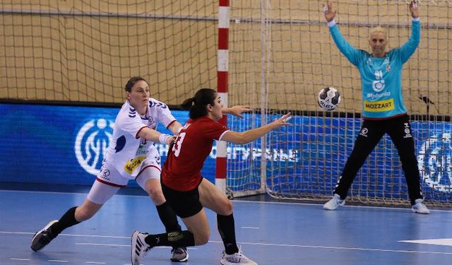 Millilerimiz, Play-Off rövanşında Sırbistan'a mağlup oldu