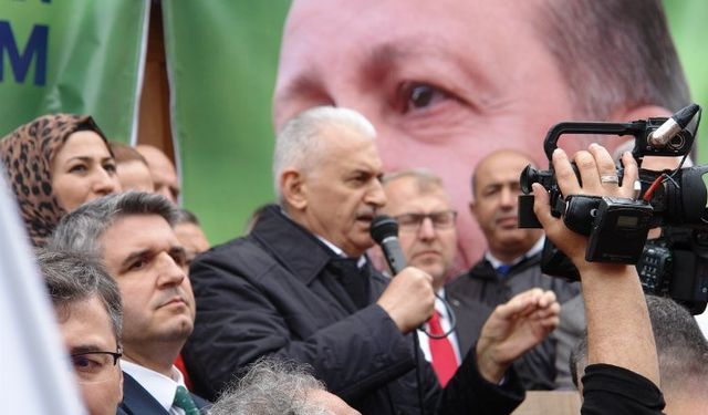 AK Parti Bozuyük'te miting gibi açılış