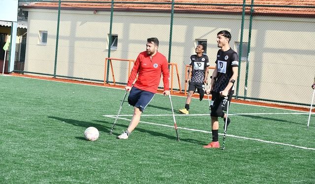 Ankara'da ampute futbola tam destek