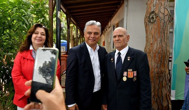 Antalya Muratpaşa'da Başkan Uysal, gazi ve şehit aileleriyle buluştu