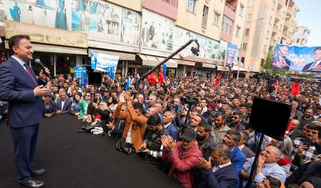 Babacan: Enkaz edebiyatı yok! İş üreteceğiz