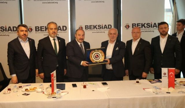 Bakan Varank'tan BEKSİAD'a ziyaret