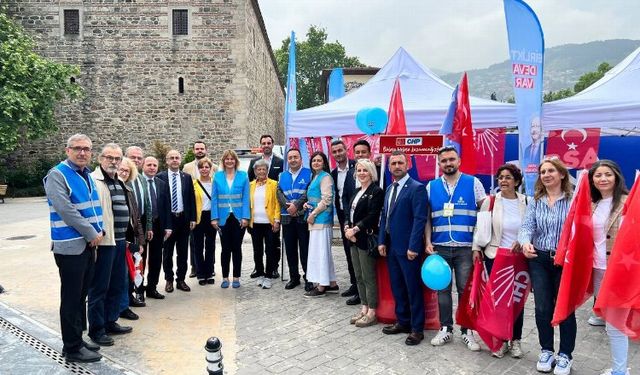 DEVA Genel Başkan Yardımcısı Sanem Oktar Bursa teşkilatıyla sahaya çıktı