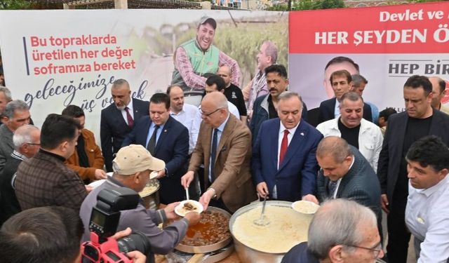 Manisa'da MHP'den 14 Mayıs için pilav hayrı