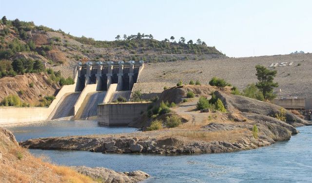 Tarım arazileri suyla buluştu